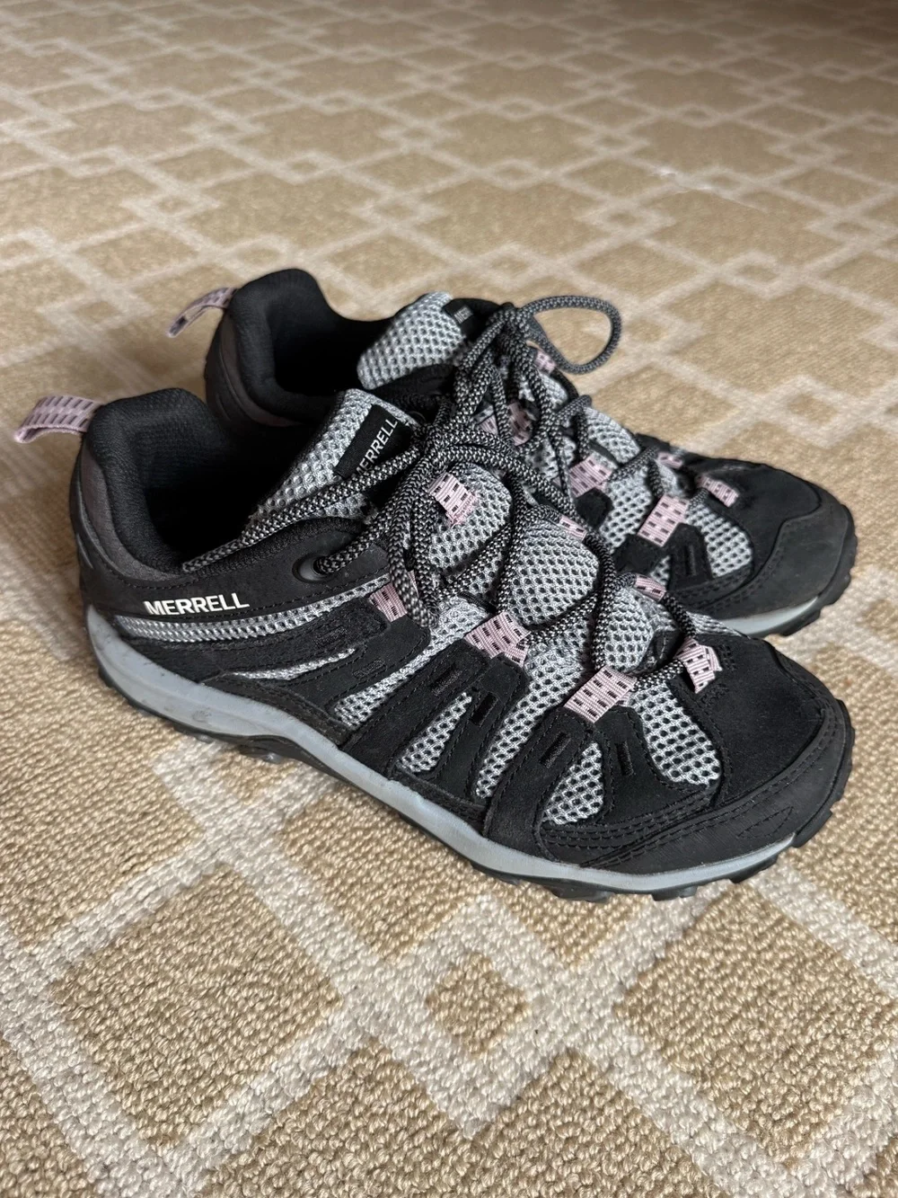 Merrell Alverstone 2 Hiking Shoes Trail Sneakers Outdoor Gray Black Pink 8